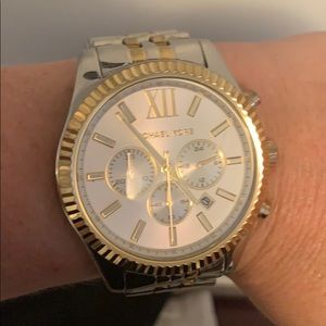 Michael Kors Oversized gold + silver watch